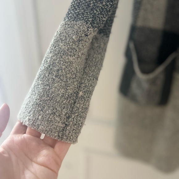 Sanctuary Black and Gray Cardigan Sweater Buffalo Check - Picture 7 of 7